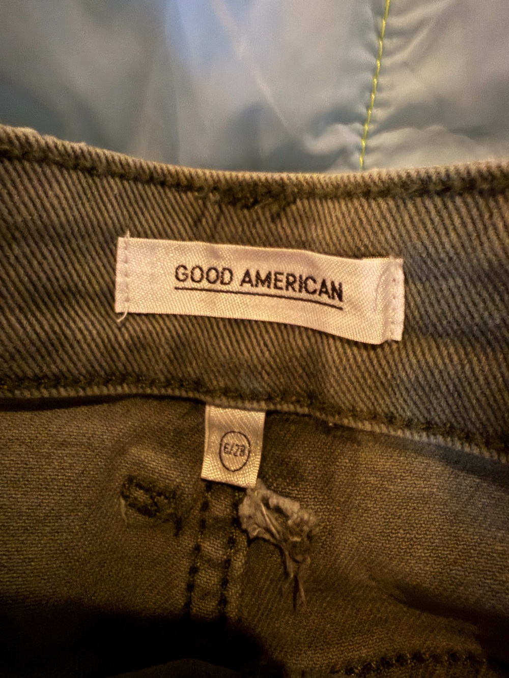 EUC Good American Olive Army Green Denim shorts size 6/28 - Picture 2 of 3